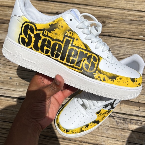 Custom Steelers Air Force 1 - Picture 4 of 7